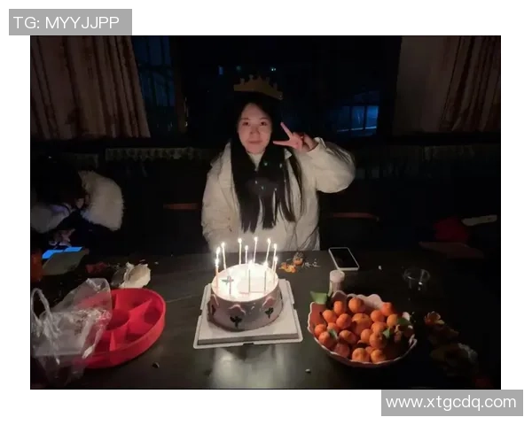 巴黎官方祝李梦雯31岁生日快乐愿她在新的一岁继续在热爱的球场上闪耀
